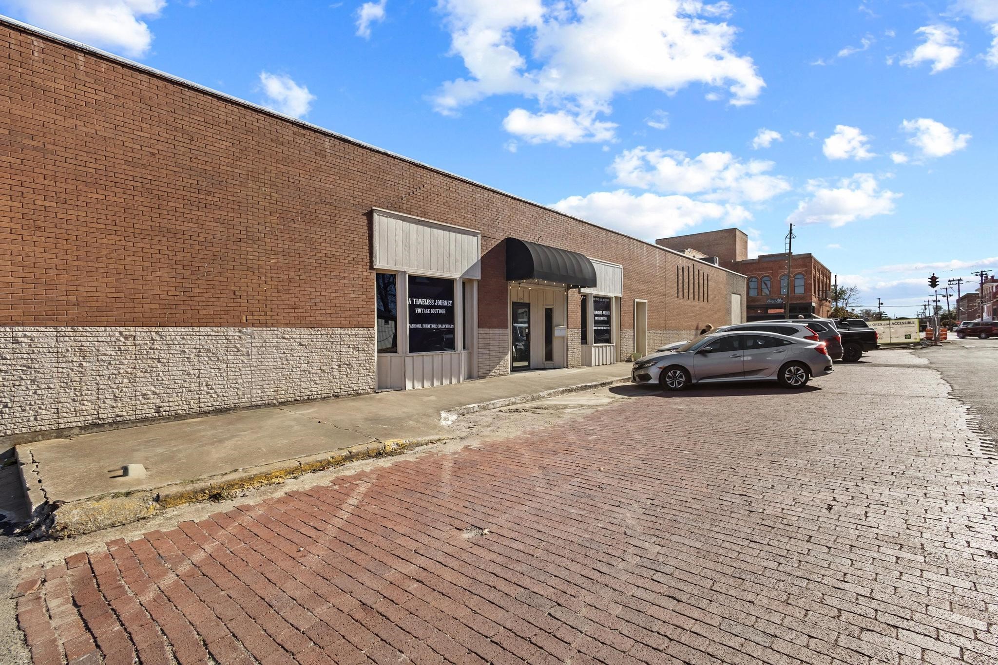 431 W Main Street Denison TX 75020