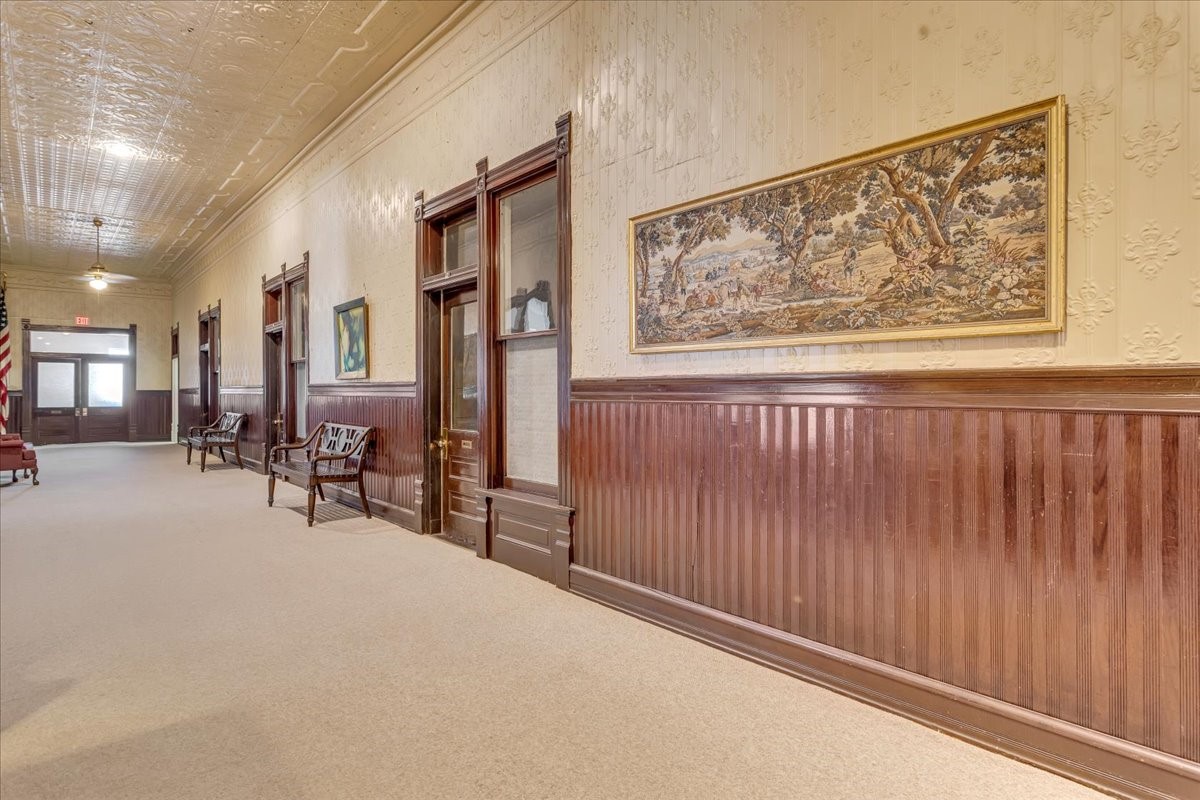 109-111 N Travis Street Sherman TX 75090