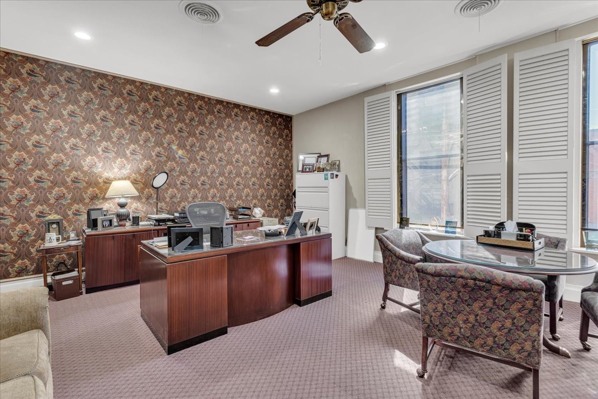 109-111 N Travis Street Sherman TX 75090