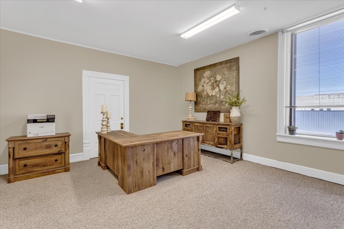 109-111 N Travis Street Sherman TX 75090