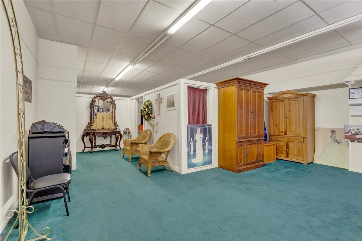 109-111 N Travis Street Sherman TX 75090