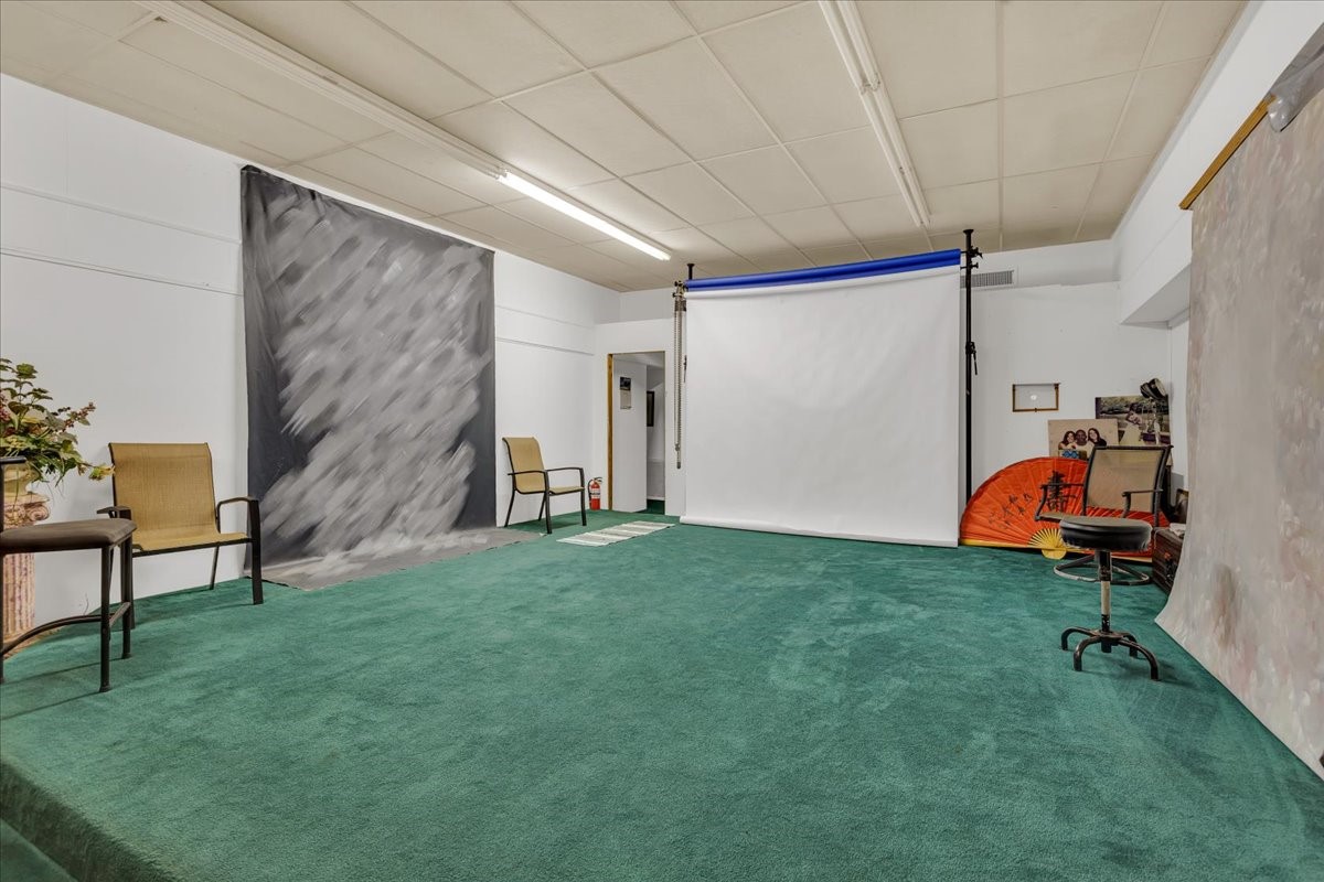 109-111 N Travis Street Sherman TX 75090