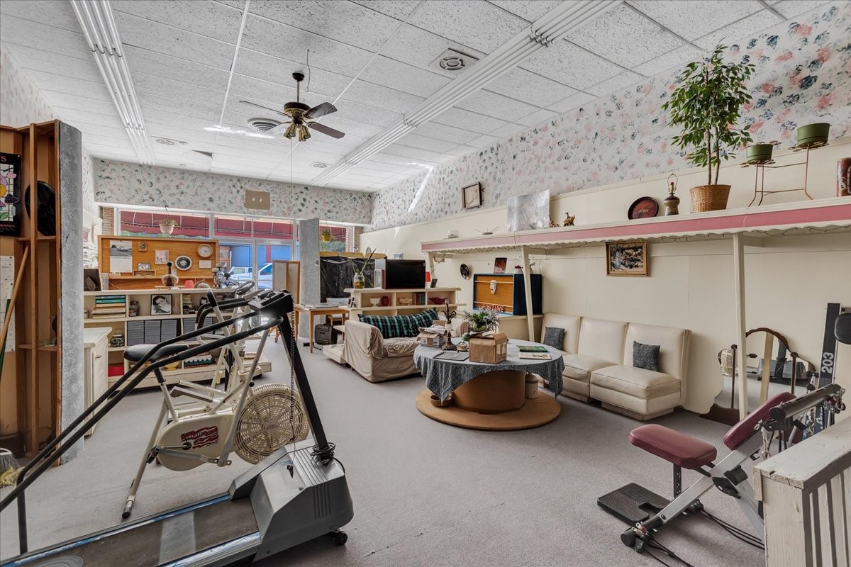 109-111 N Travis Street Sherman TX 75090