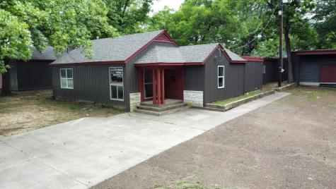 740 24th Street SE Paris TX 75460