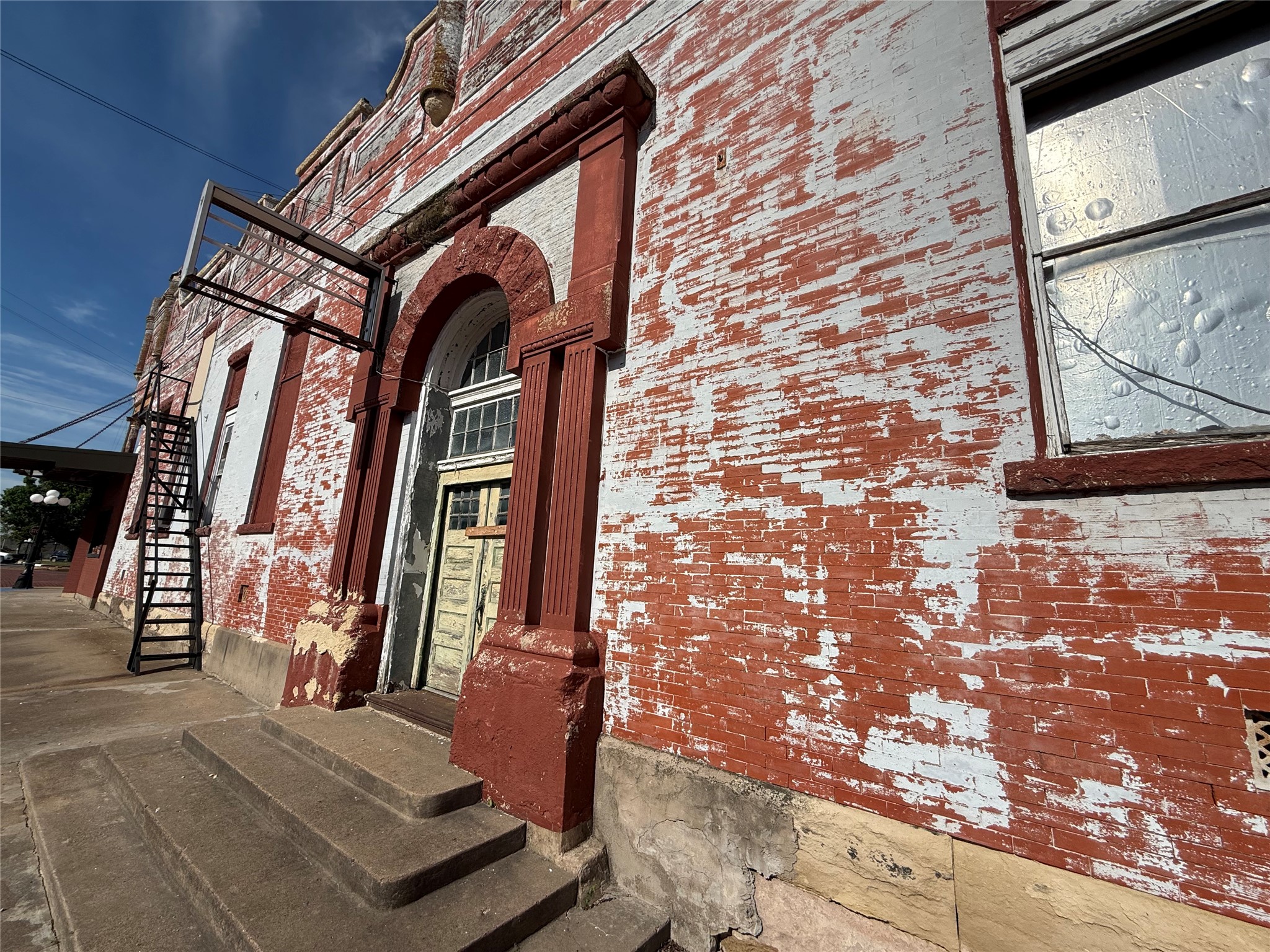 104 E Main Street Honey Grove TX 75446