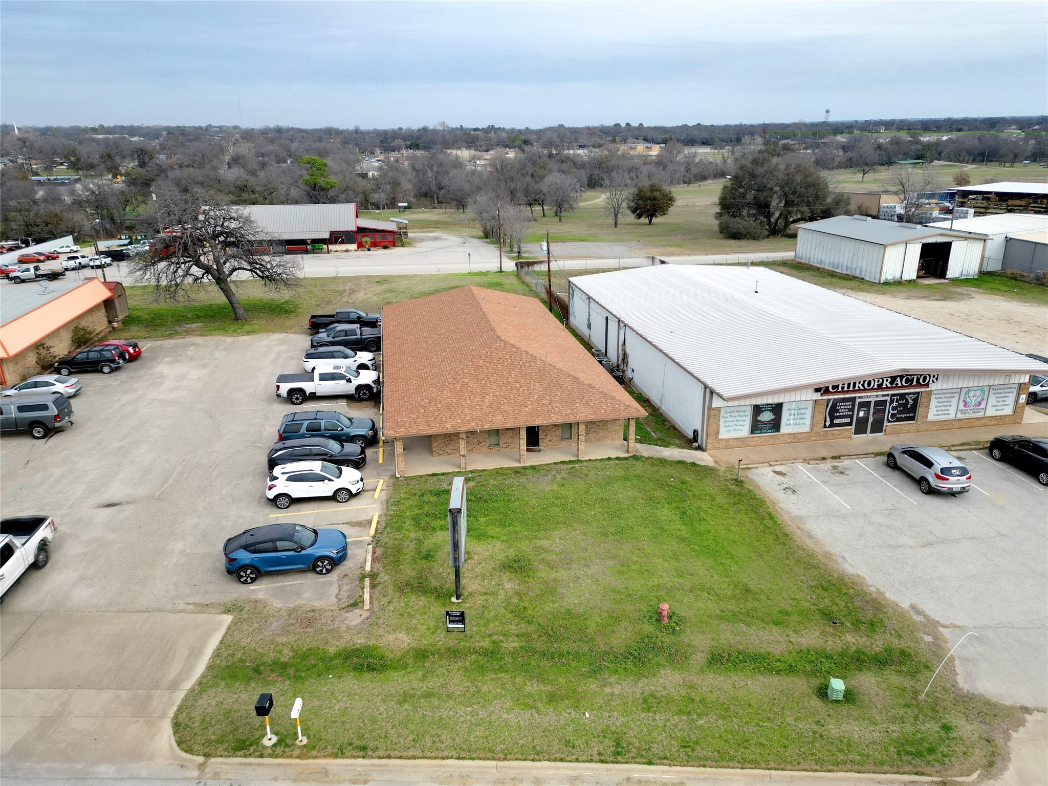 311 E Highway 199 Springtown TX 76082