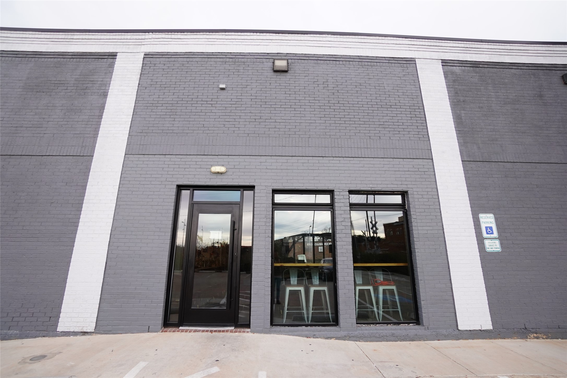 15375 Addison Road Addison TX 75001