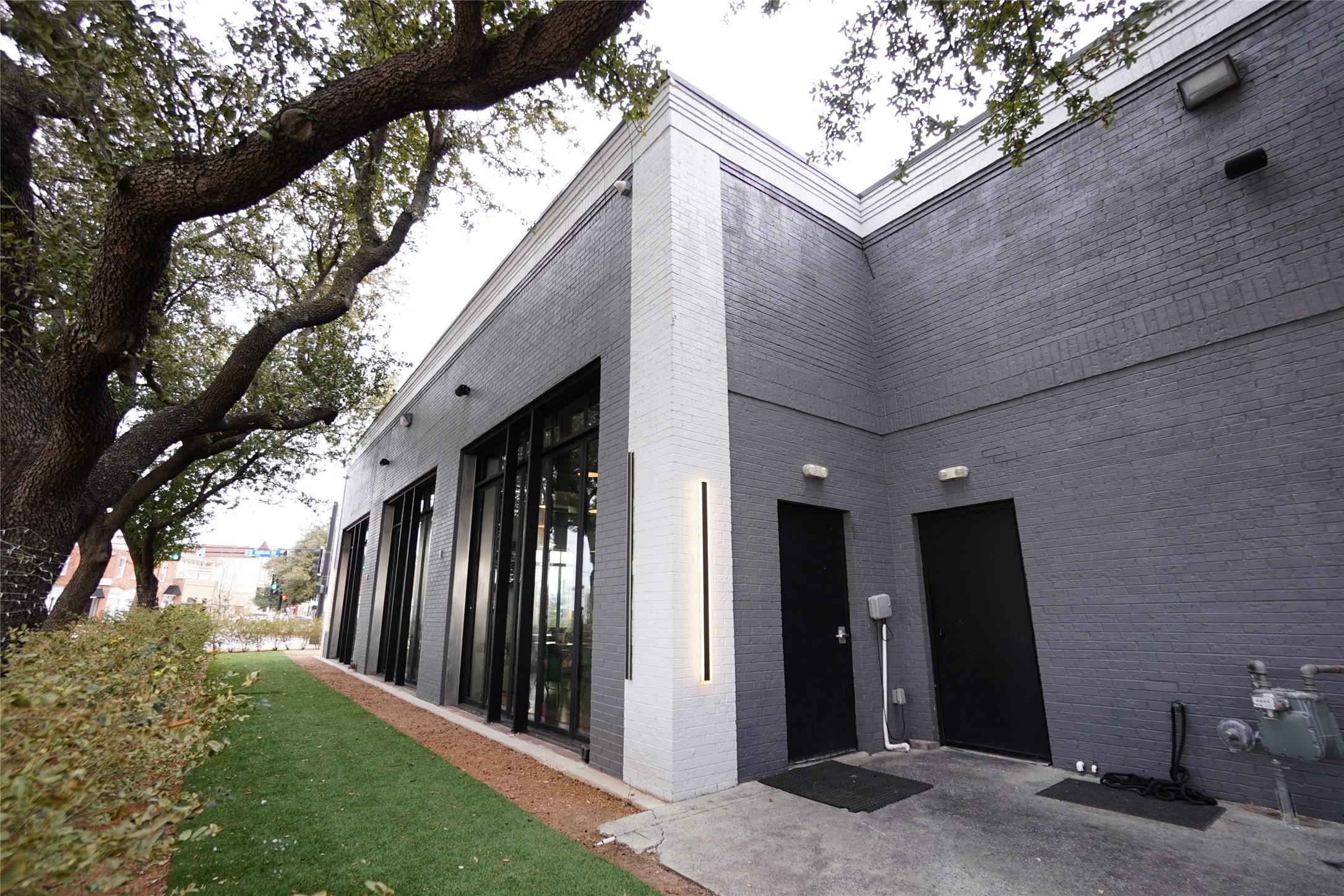 15375 Addison Road Addison TX 75001