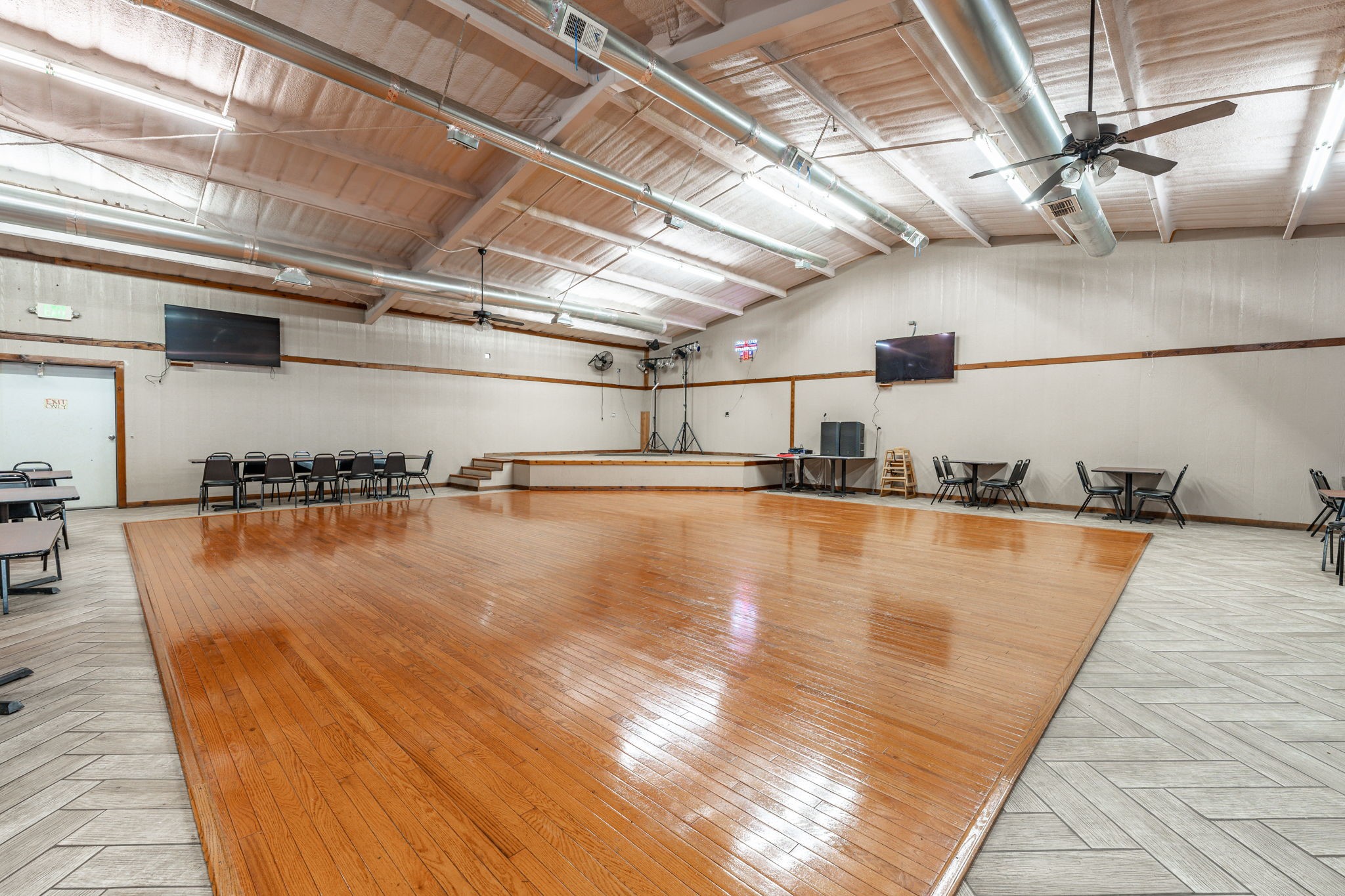 901 E Navarro Avenue De Leon TX 76444