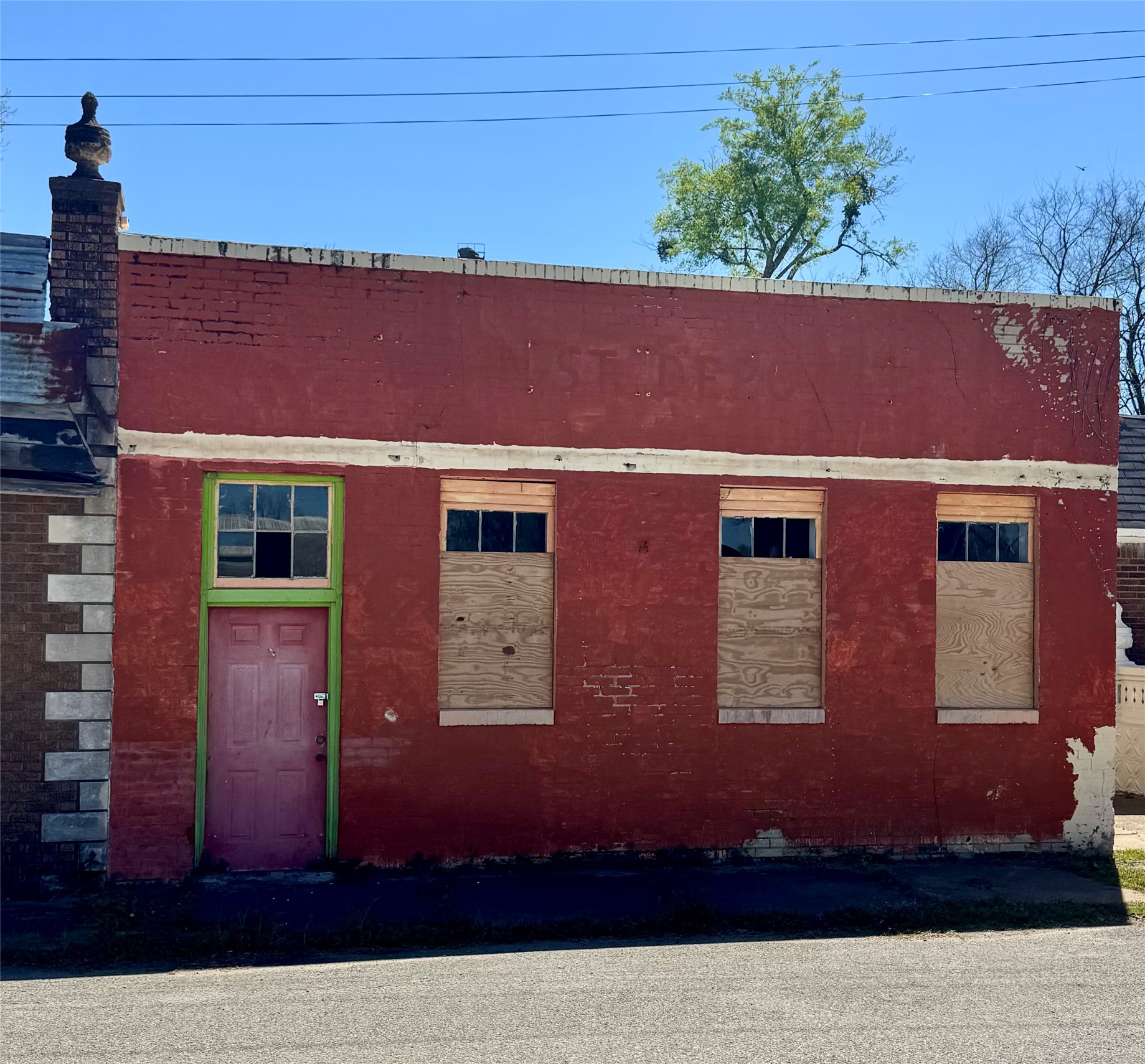 107 W Main Street Malakoff TX 75148