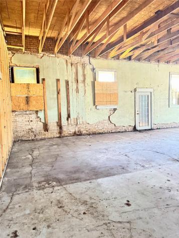 107 W Main Street Malakoff TX 75148