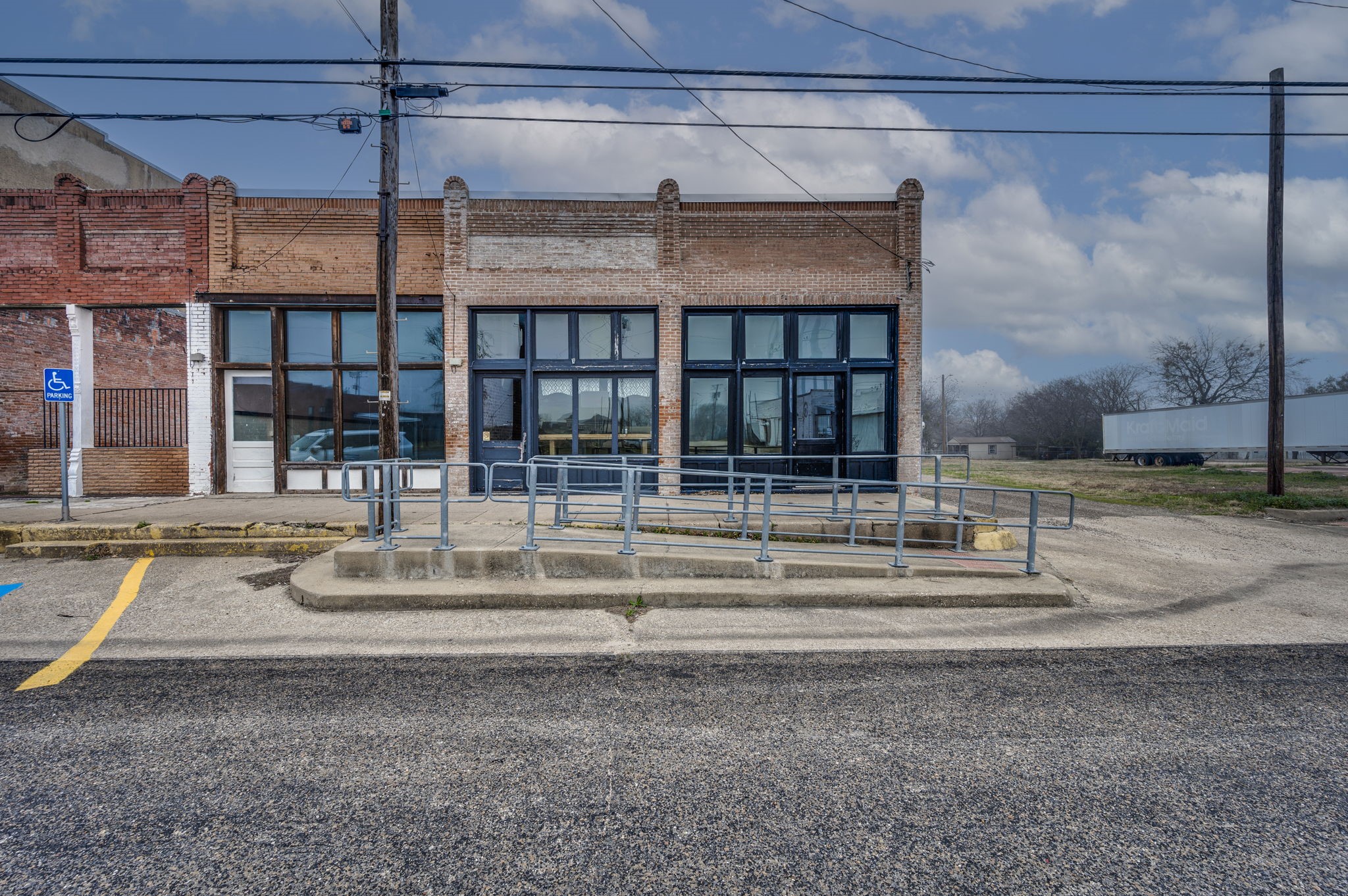 111 N Main Street Milford TX 76670
