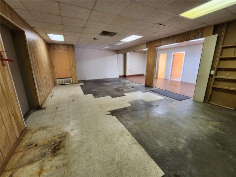 155 N 1st Street Hewitt TX 76643