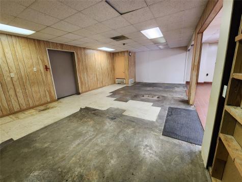 155 N 1st Street Hewitt TX 76643