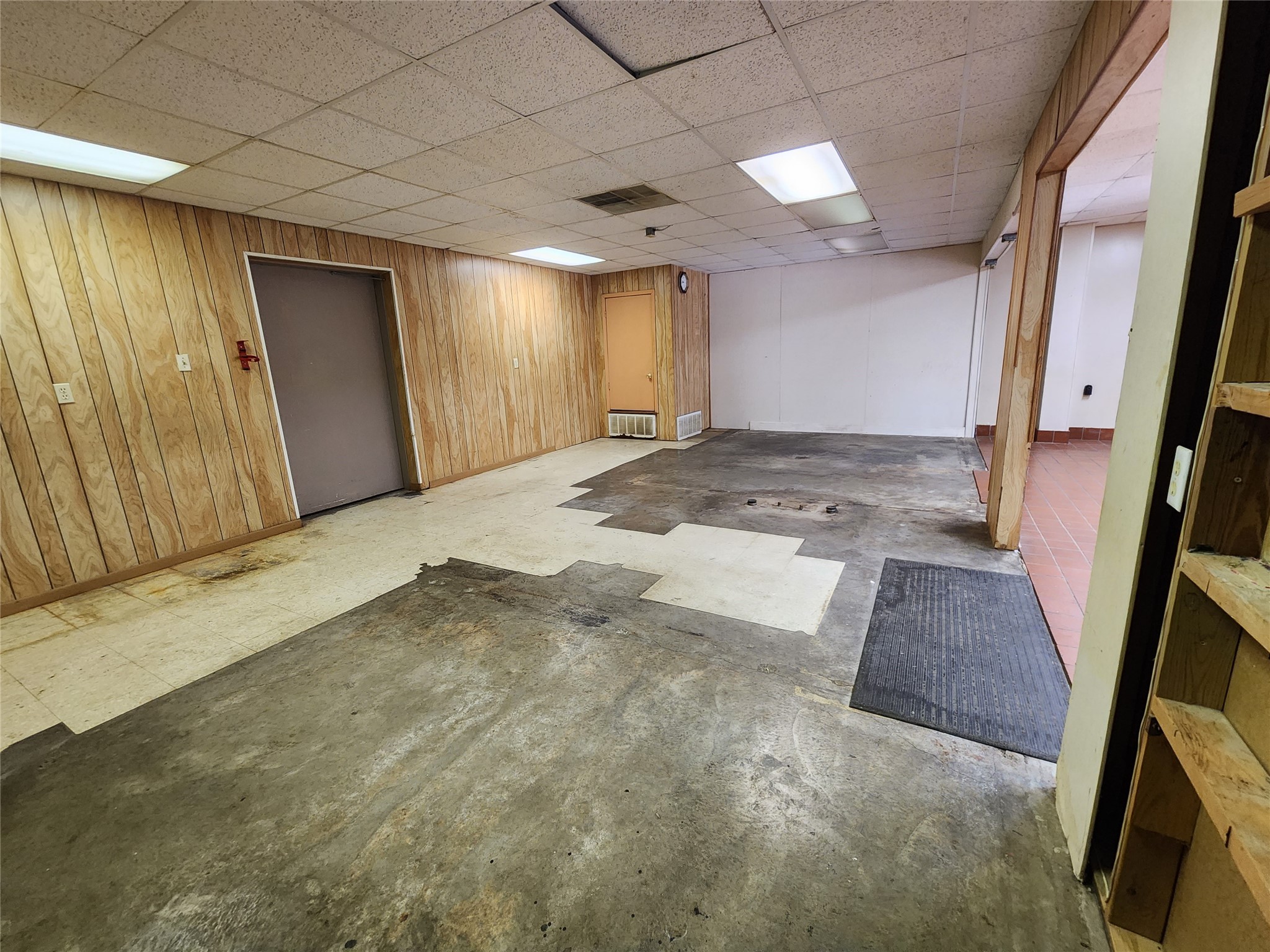 155 N 1st Street Hewitt TX 76643