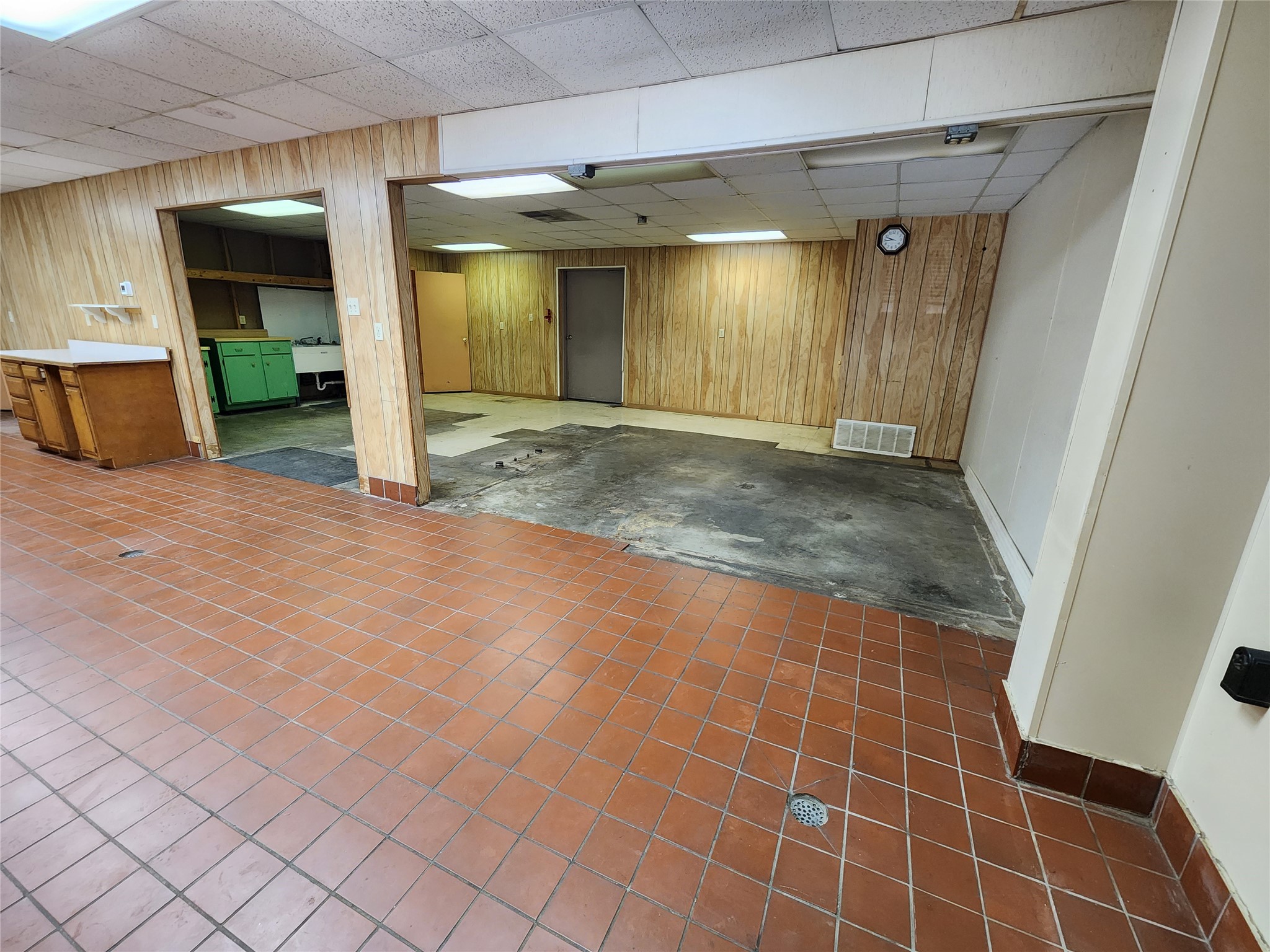 155 N 1st Street Hewitt TX 76643