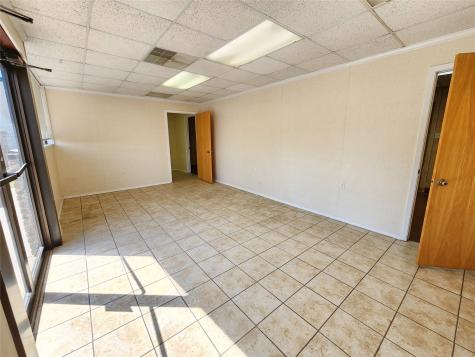 155 N 1st Street Hewitt TX 76643