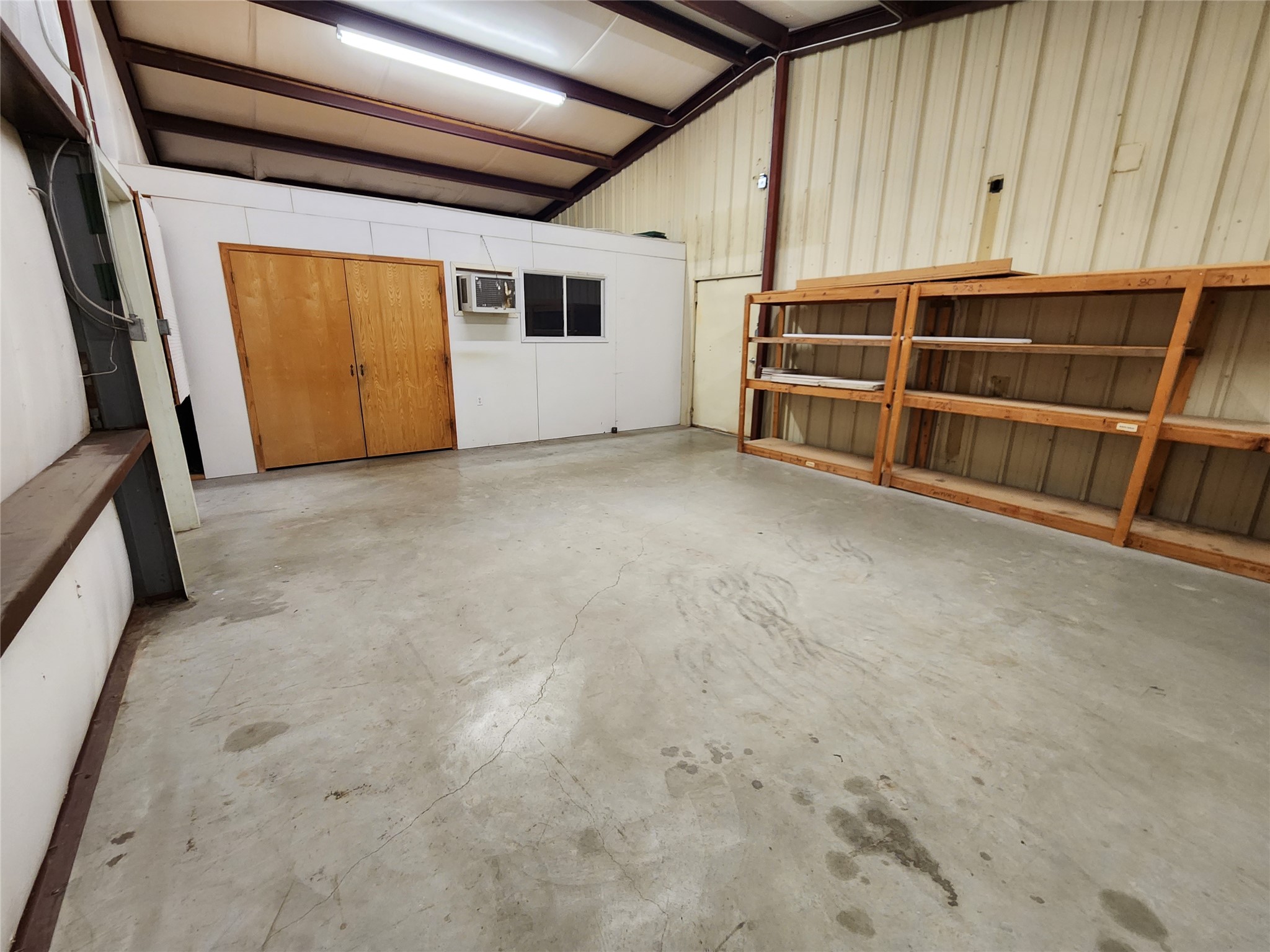 155 N 1st Street Hewitt TX 76643