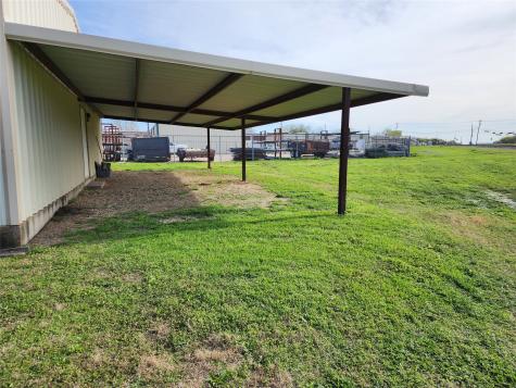 155 N 1st Street Hewitt TX 76643