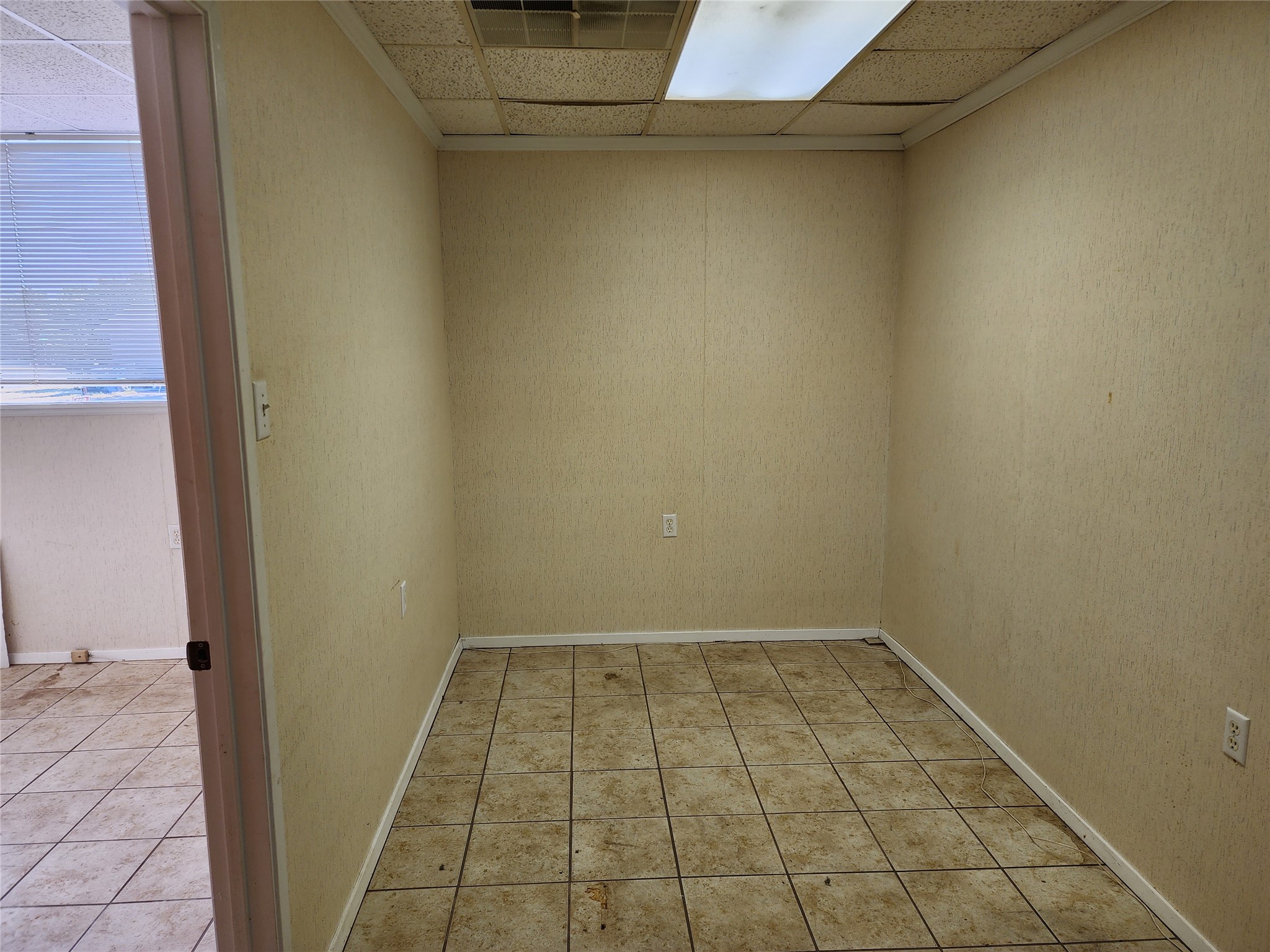 155 N 1st Street Hewitt TX 76643