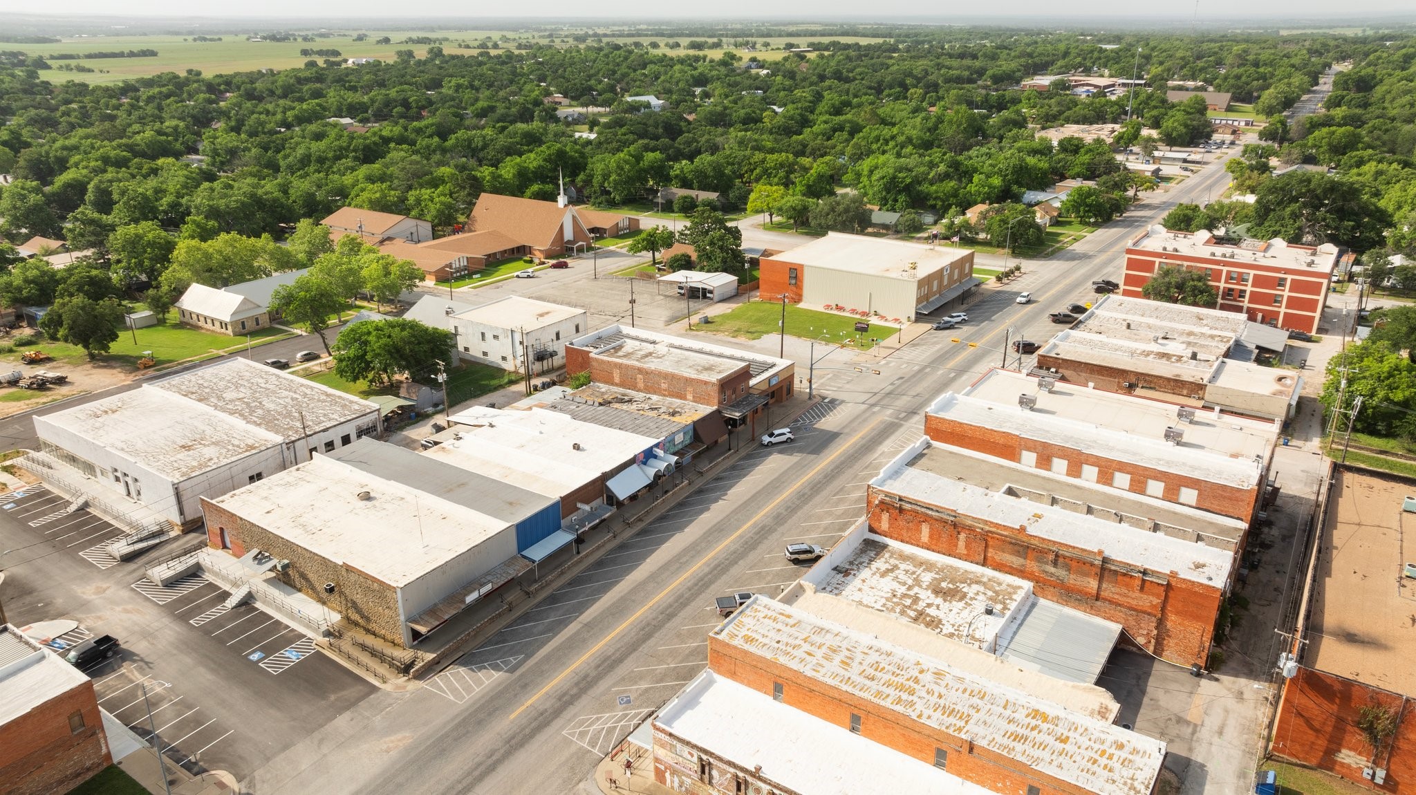 133 N Texas Street De Leon TX 76444