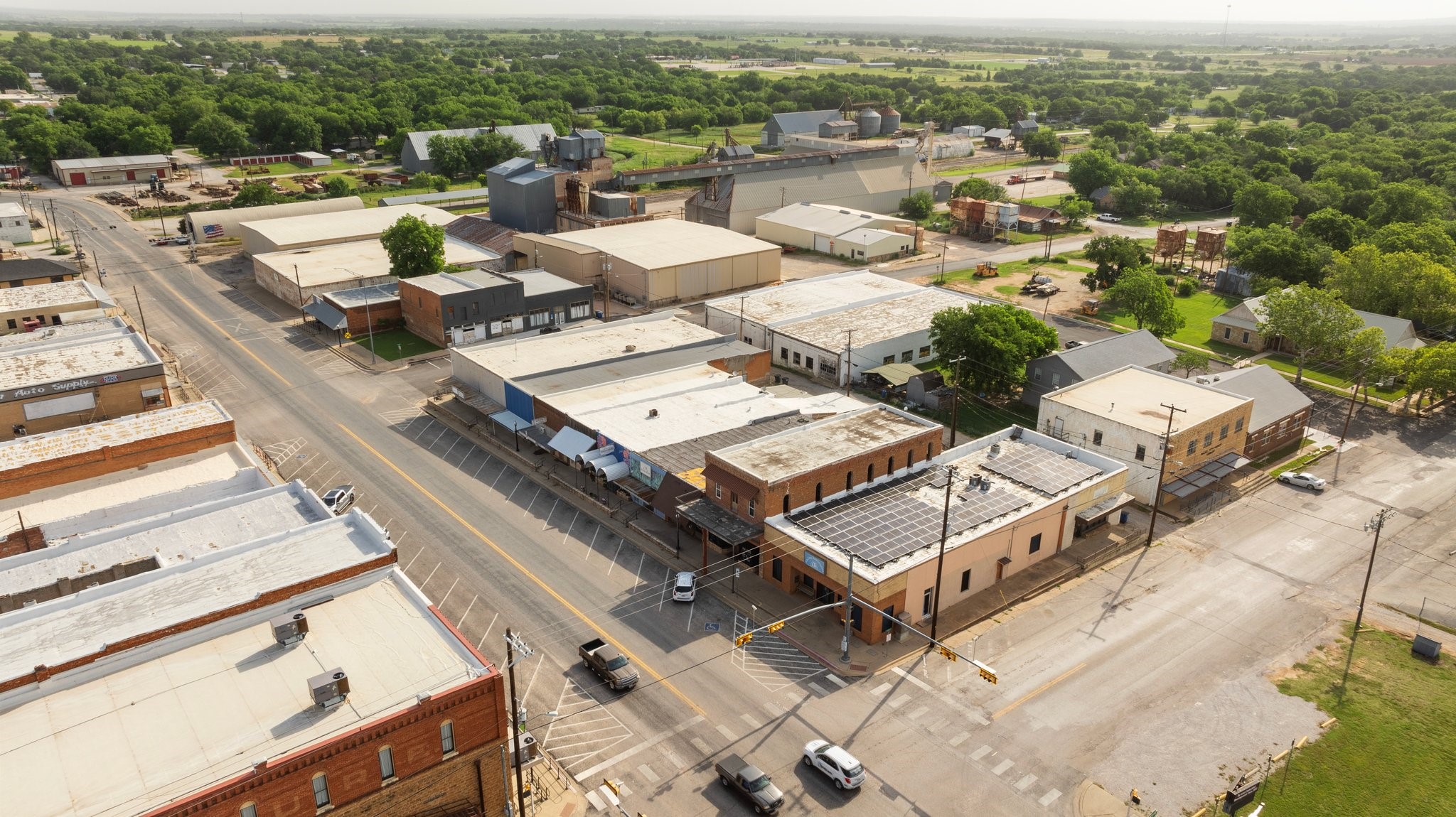 133 N Texas Street De Leon TX 76444
