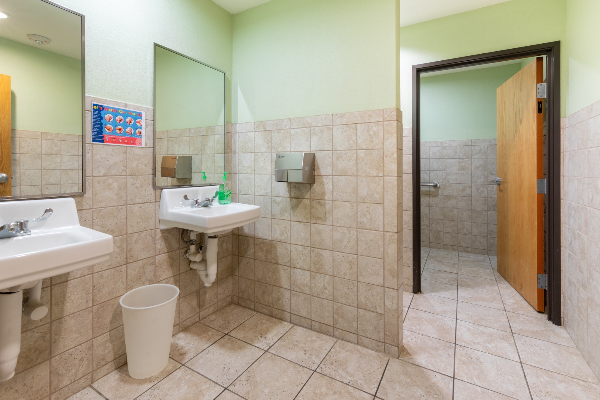 6409 W Poly Webb Road Arlington TX 76016