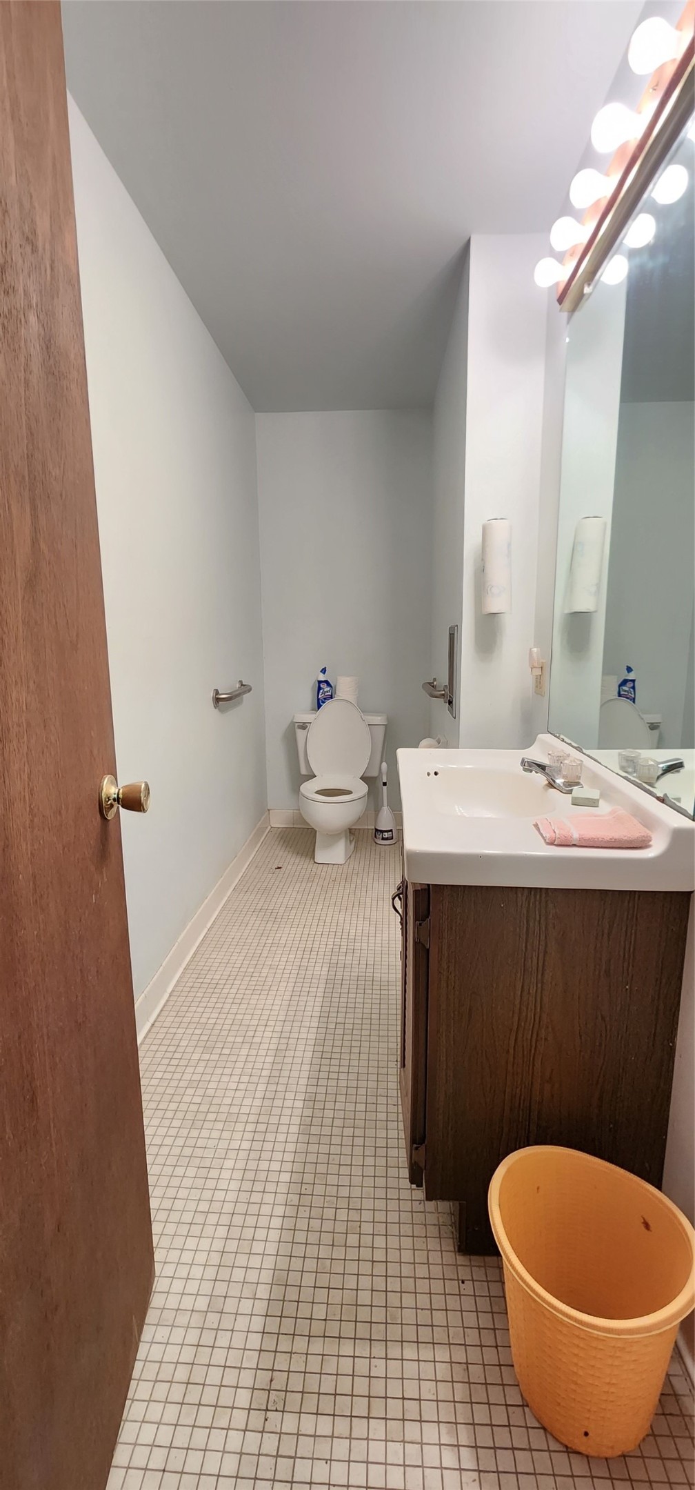 108 E Commerce Mexia TX 76667