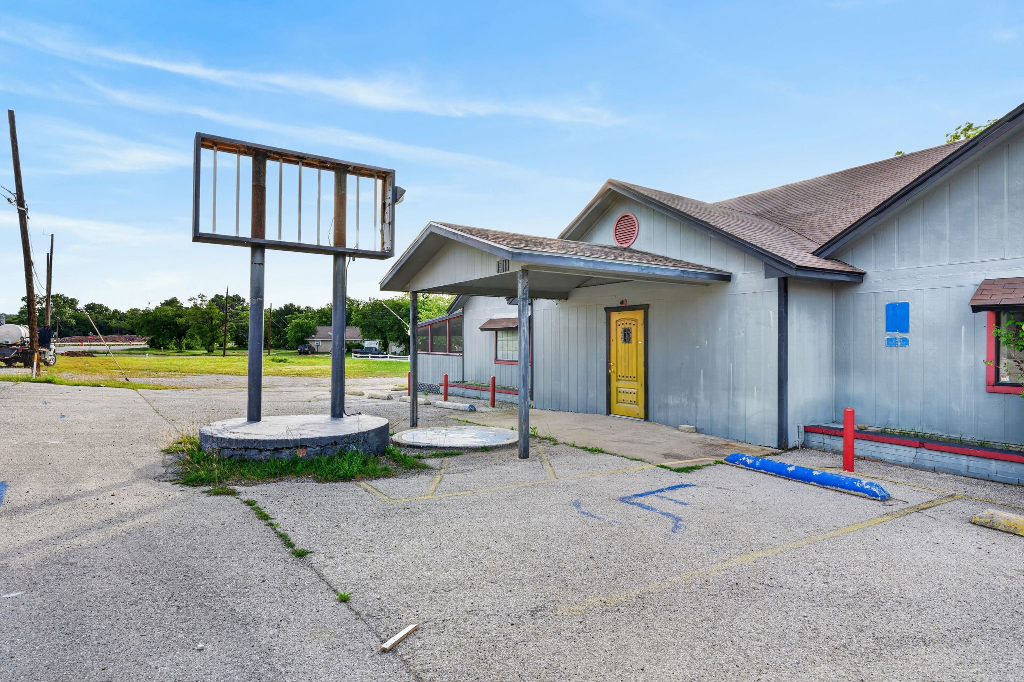 1311 Highway 180 W Mineral Wells TX 76067