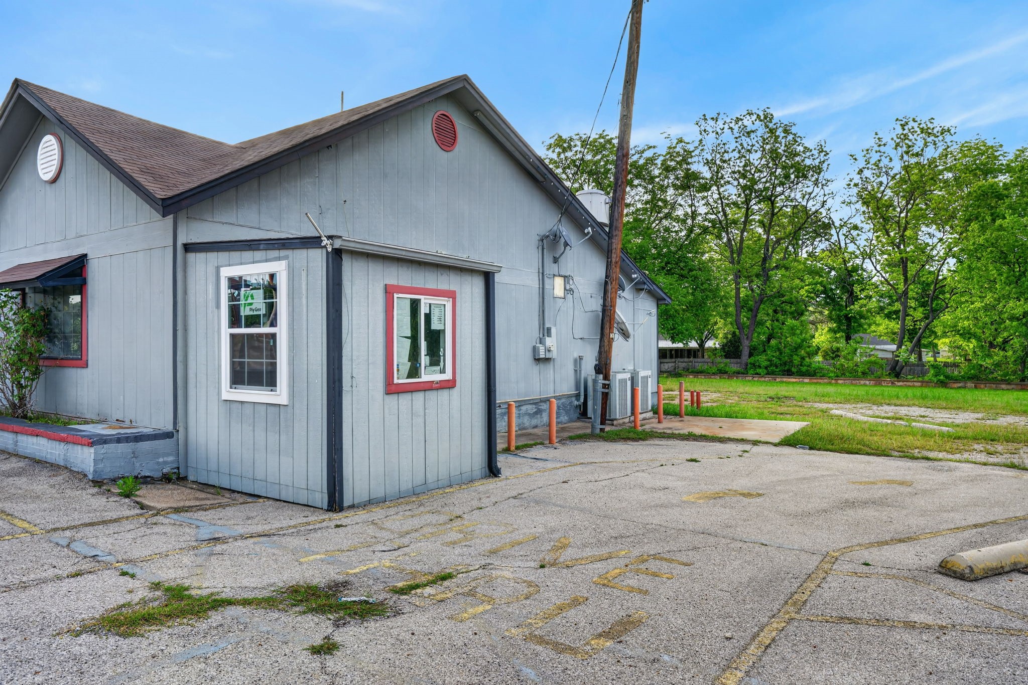 1311 Highway 180 W Mineral Wells TX 76067