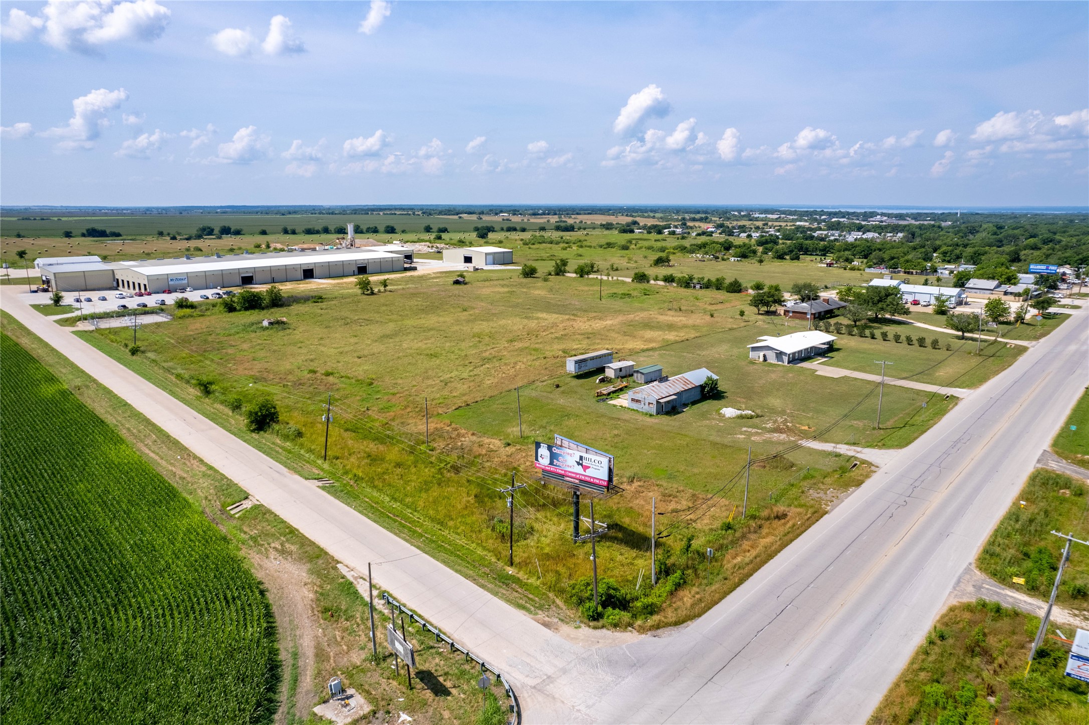 1206 E Jefferson Avenue Whitney TX 76692