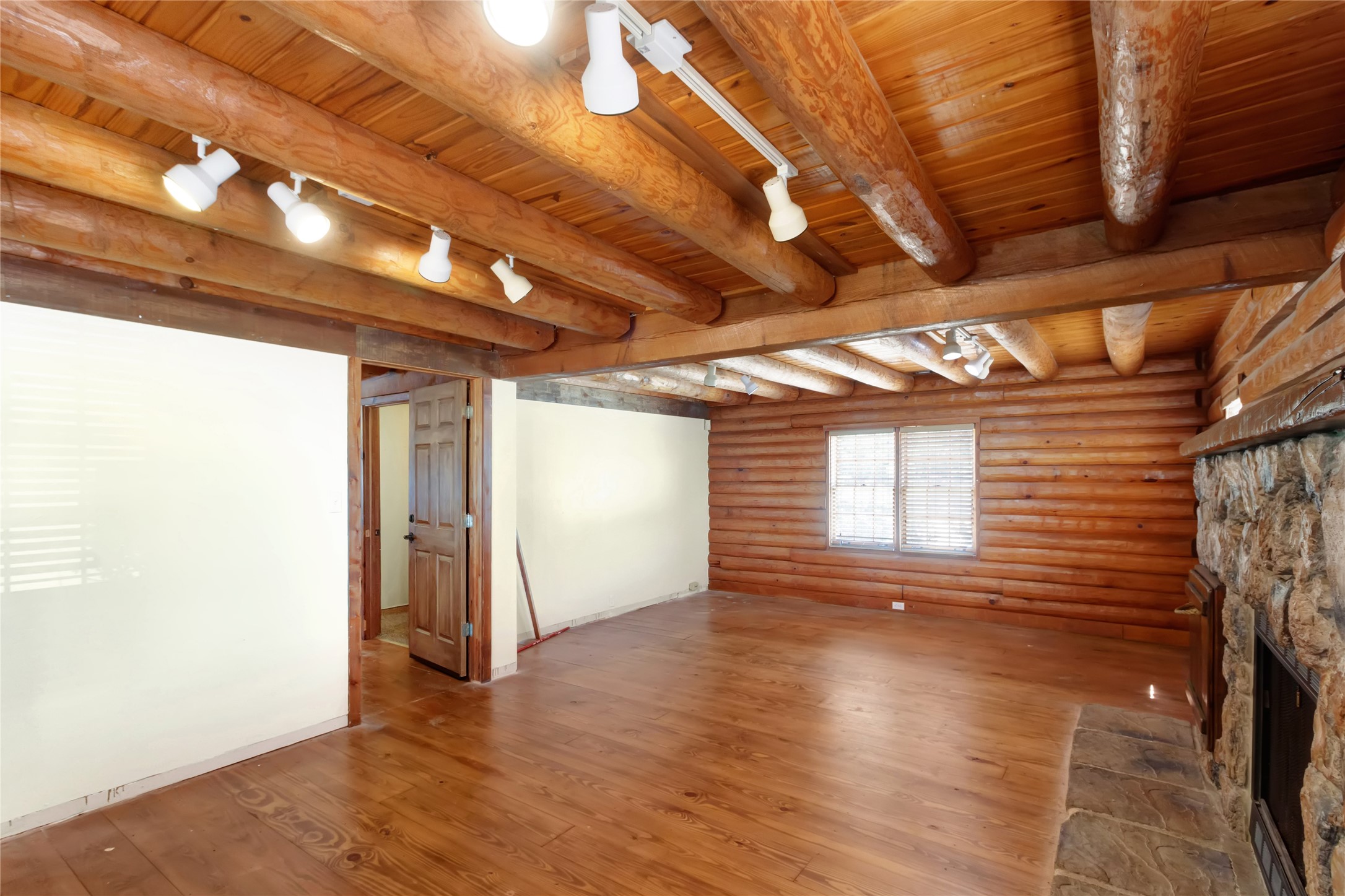 100 Quest Court Keller TX 76248