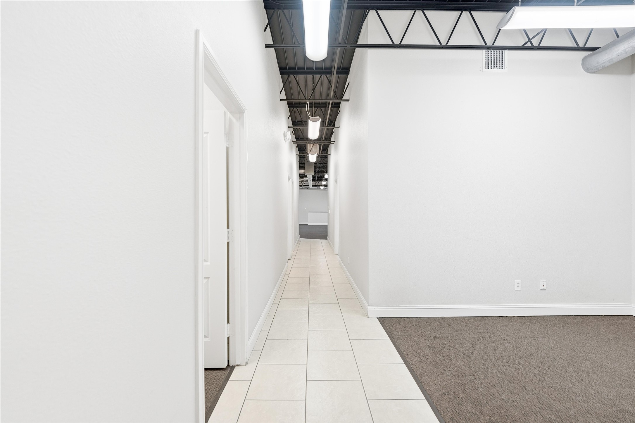 1301 E Weatherford Street Fort Worth TX 76102