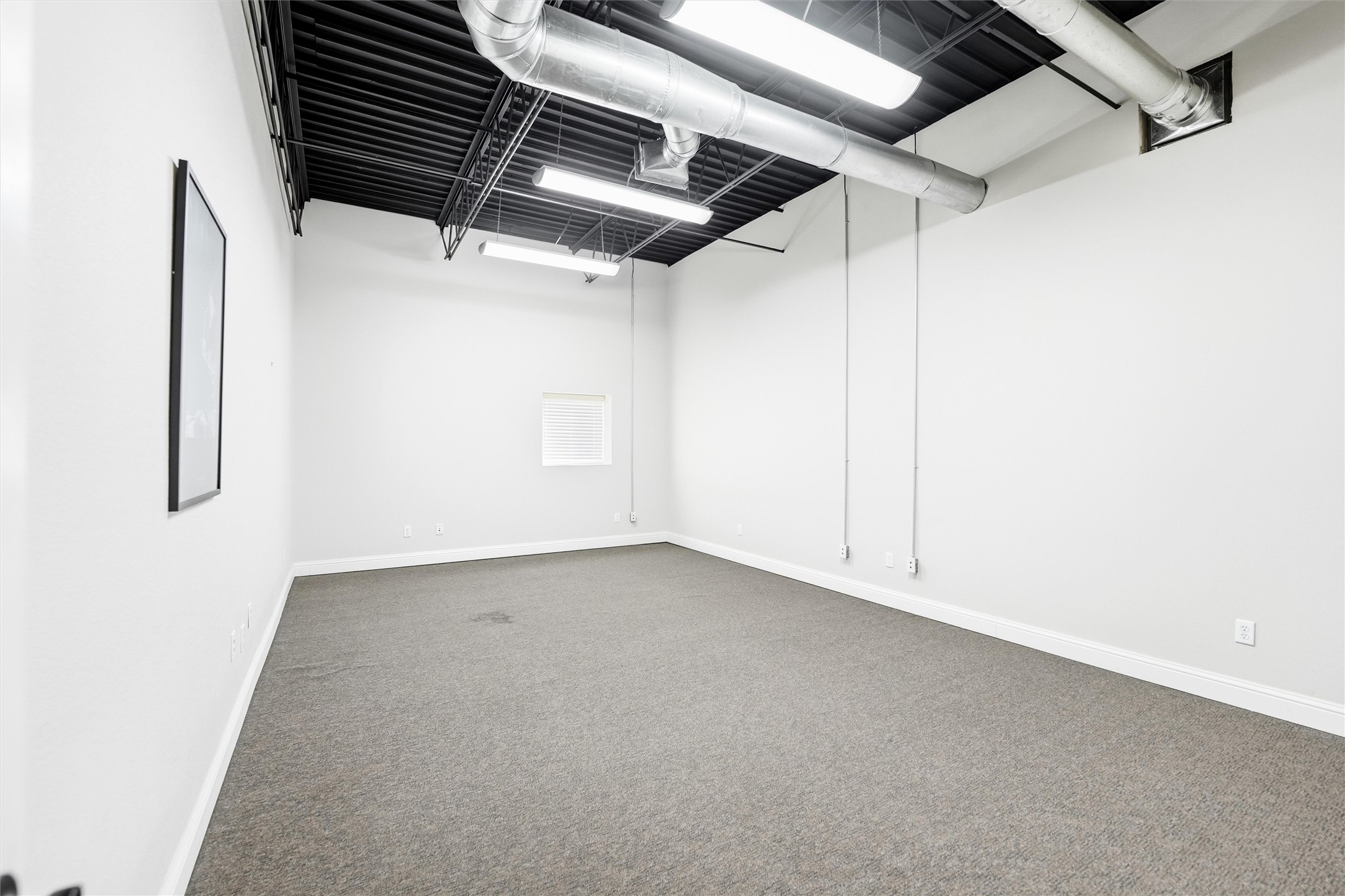 1301 E Weatherford Street Fort Worth TX 76102
