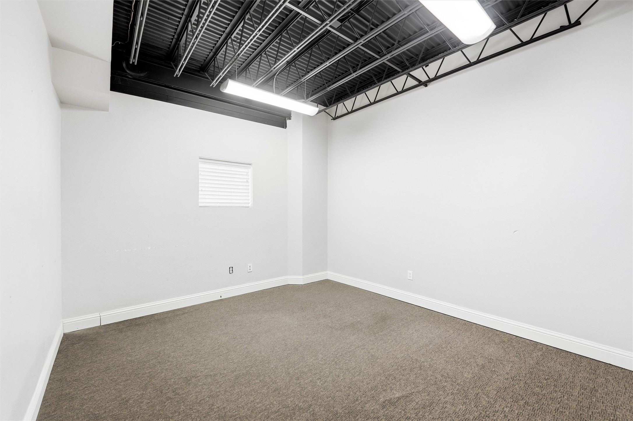 1301 E Weatherford Street Fort Worth TX 76102