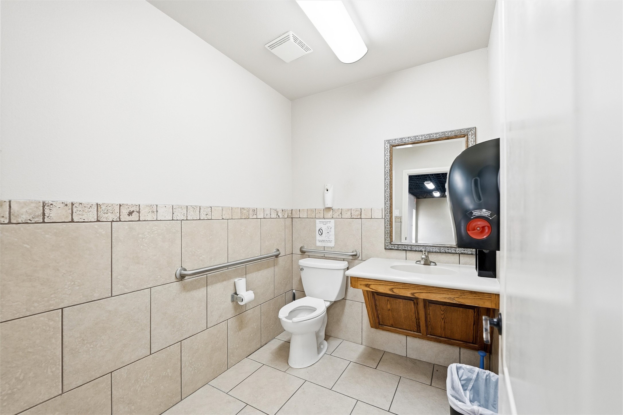 1301 E Weatherford Street Fort Worth TX 76102