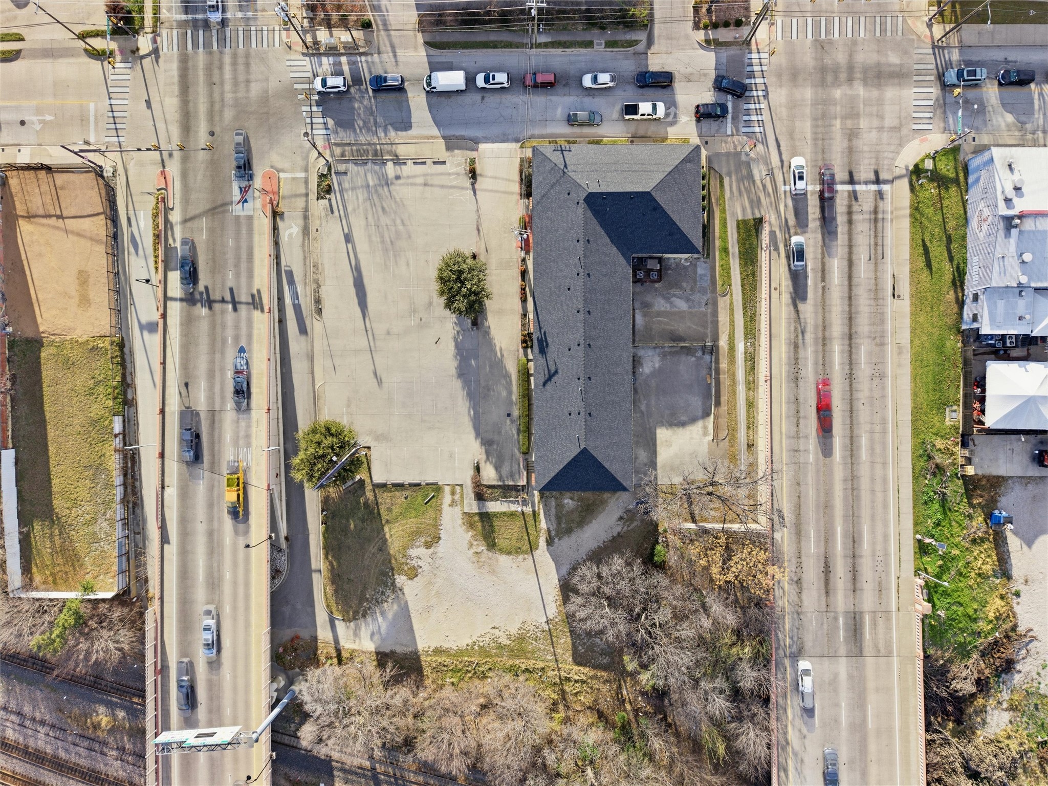 1301 E Weatherford Street Fort Worth TX 76102