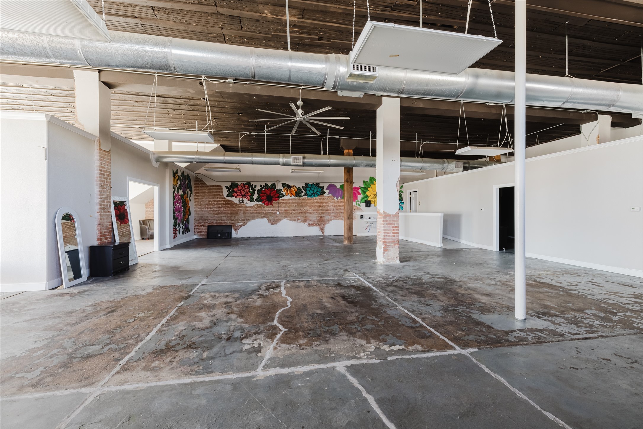 200 A W 8th Street Cisco TX 76437