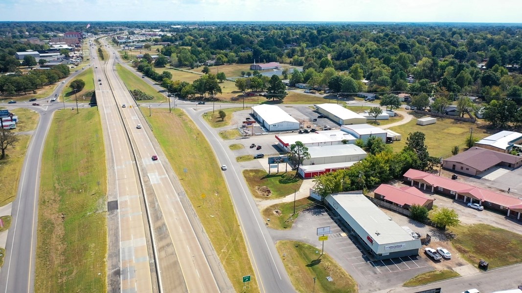 2280 NE Loop 286 Paris TX 75460