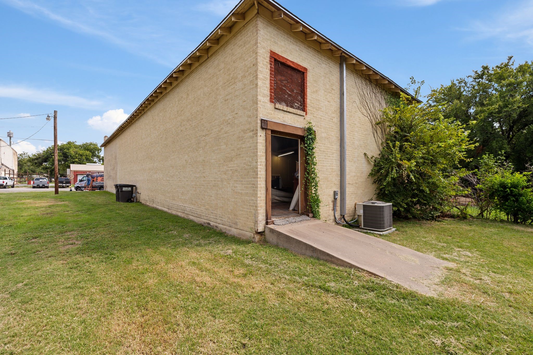 108 E Lipan Drive Lipan TX 76462