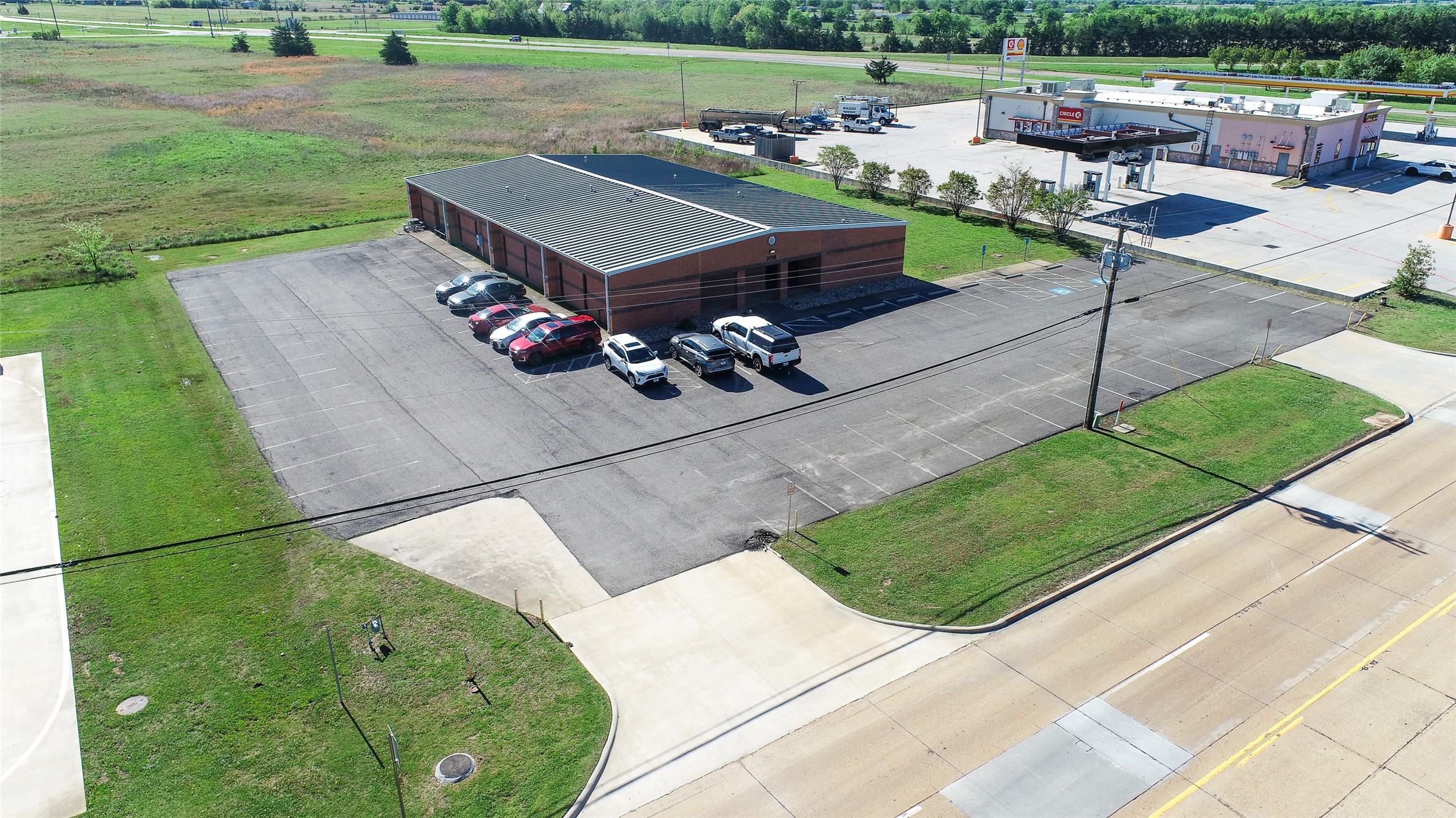 2625 S Church Paris TX 75460
