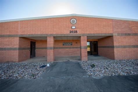 2625 S Church Paris TX 75460