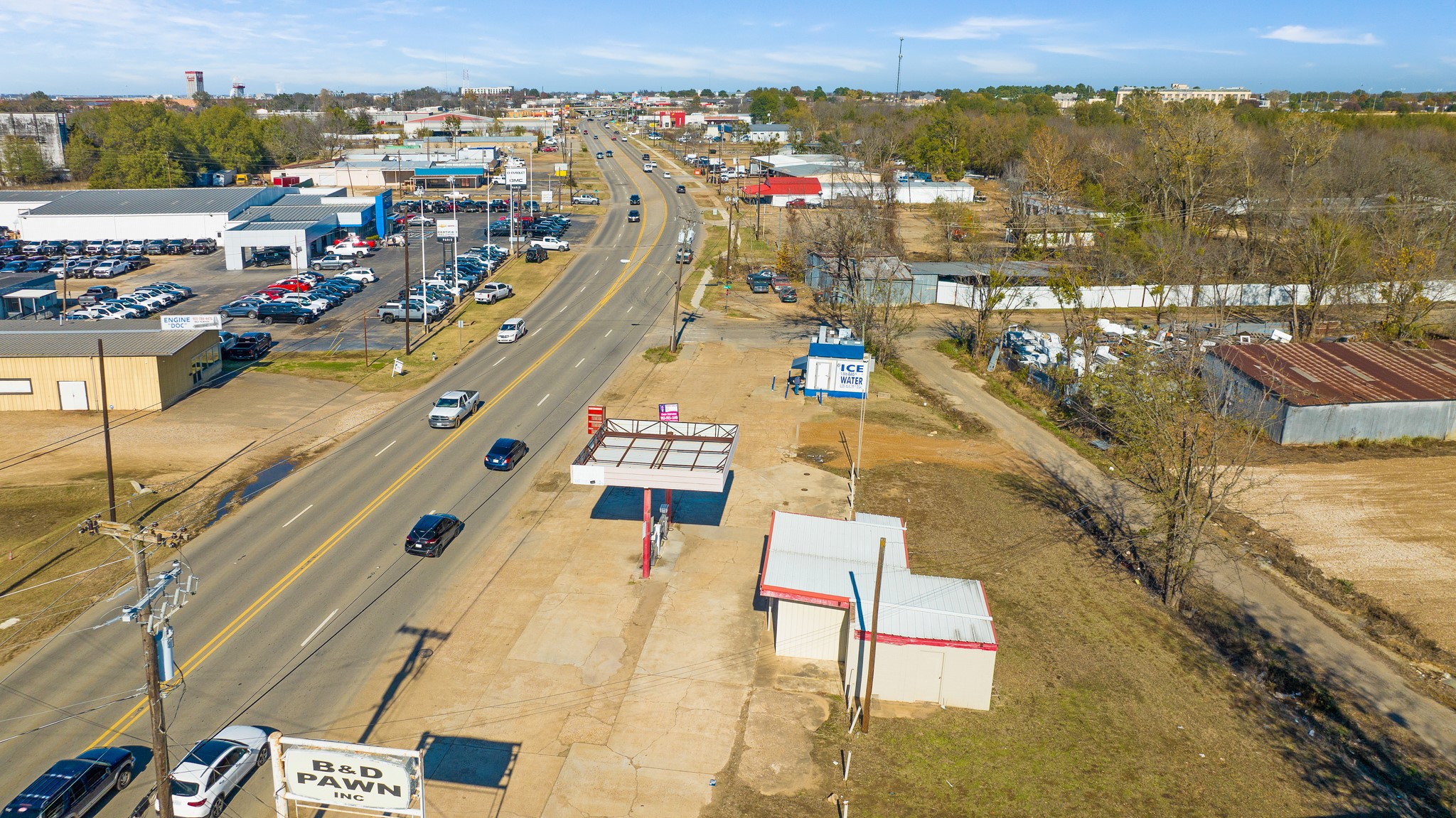 1810 N Main Street Paris TX 75460