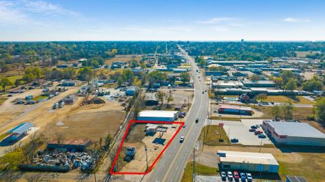 1810 N Main Street Paris TX 75460