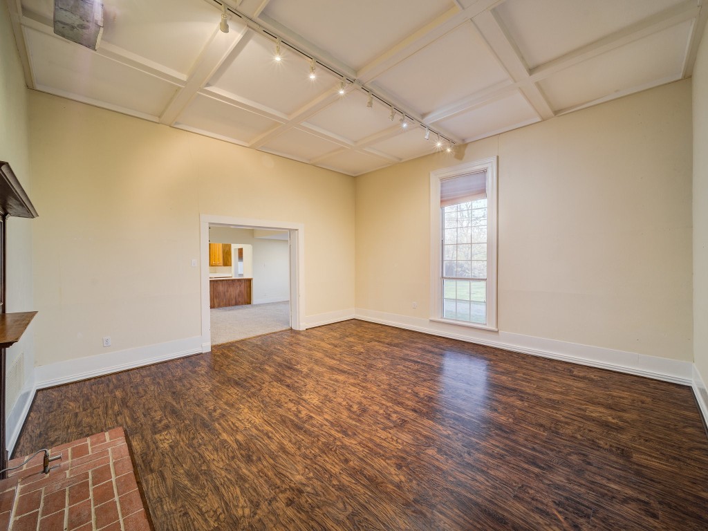 400 S Washington Street Pilot Point TX 76258