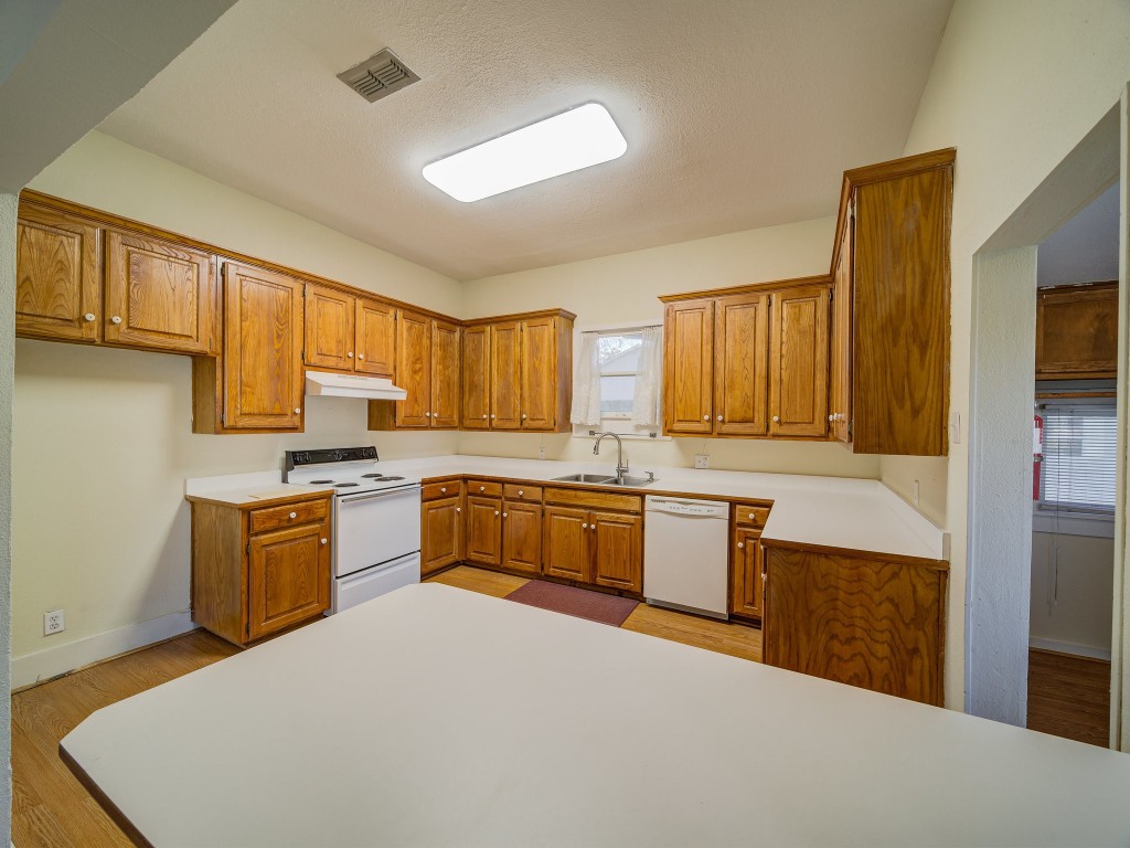 400 S Washington Street Pilot Point TX 76258