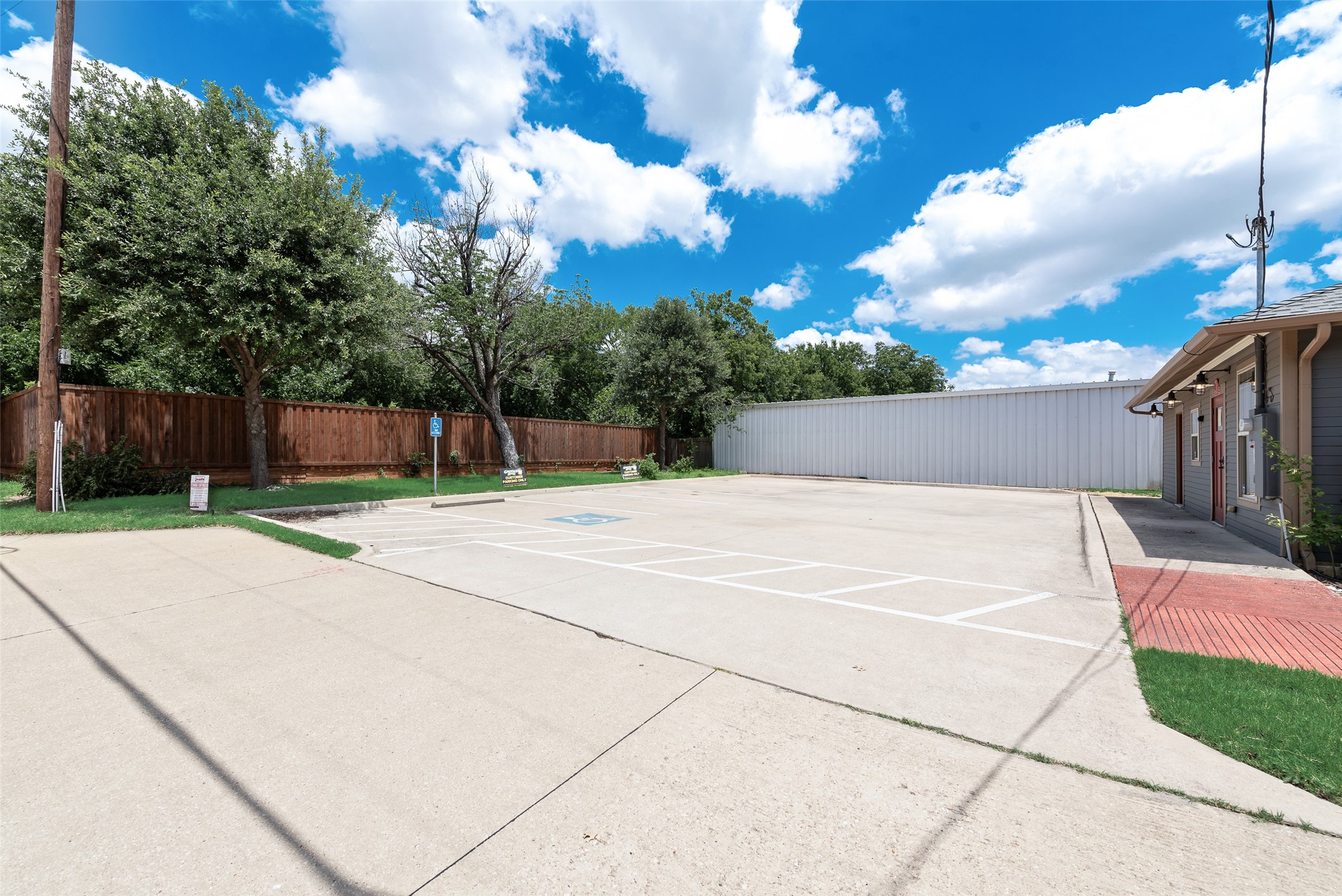 7510 Main Street Frisco TX 75033