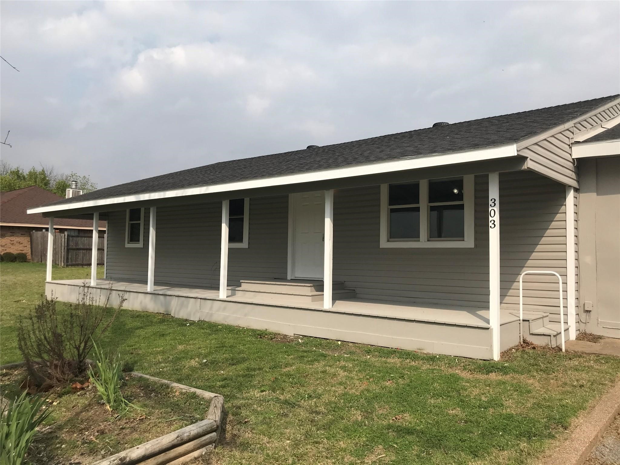 303 Raymond Street Farmersville TX 75442