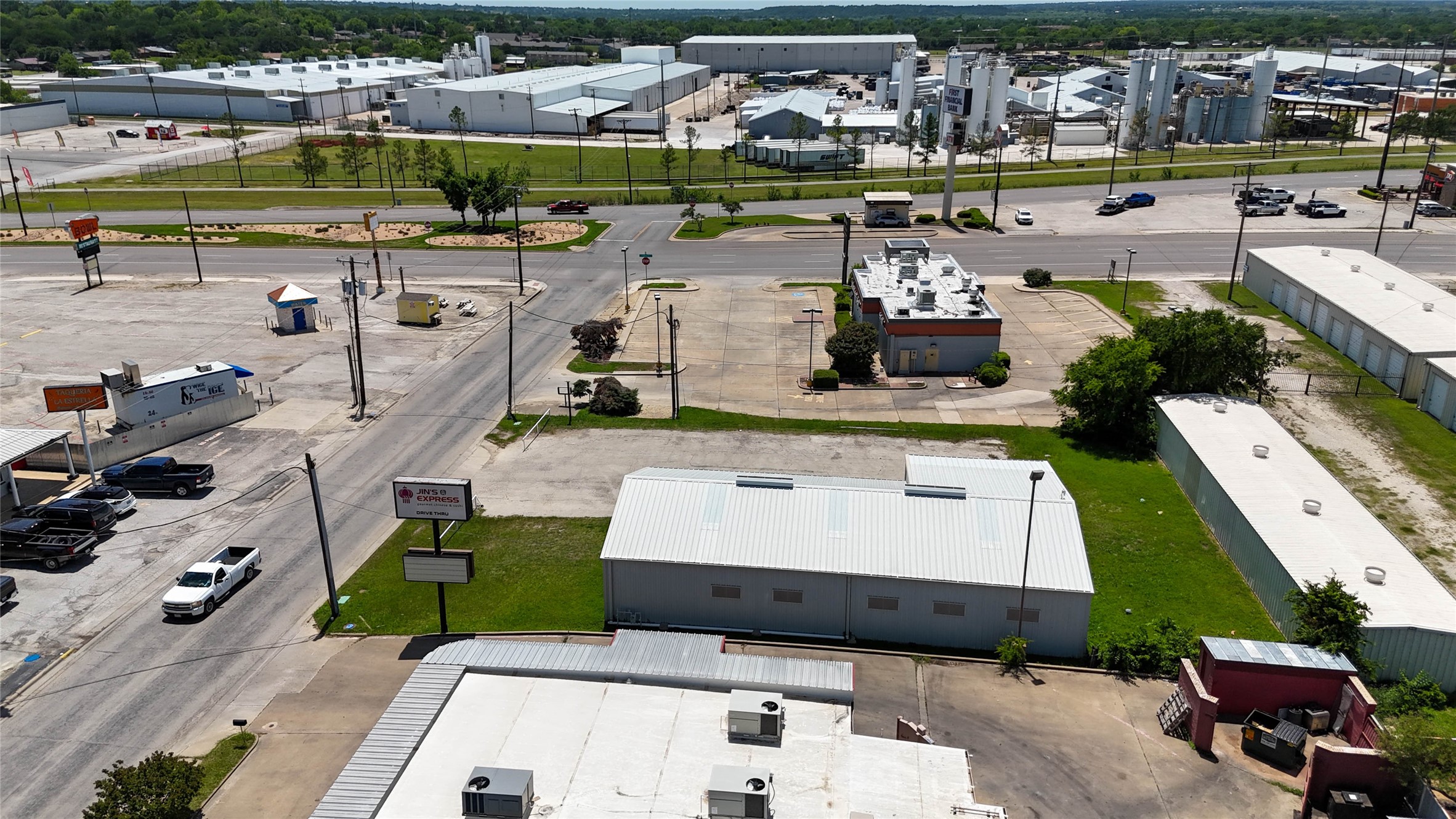 215 27th Avenue Mineral Wells TX 76067