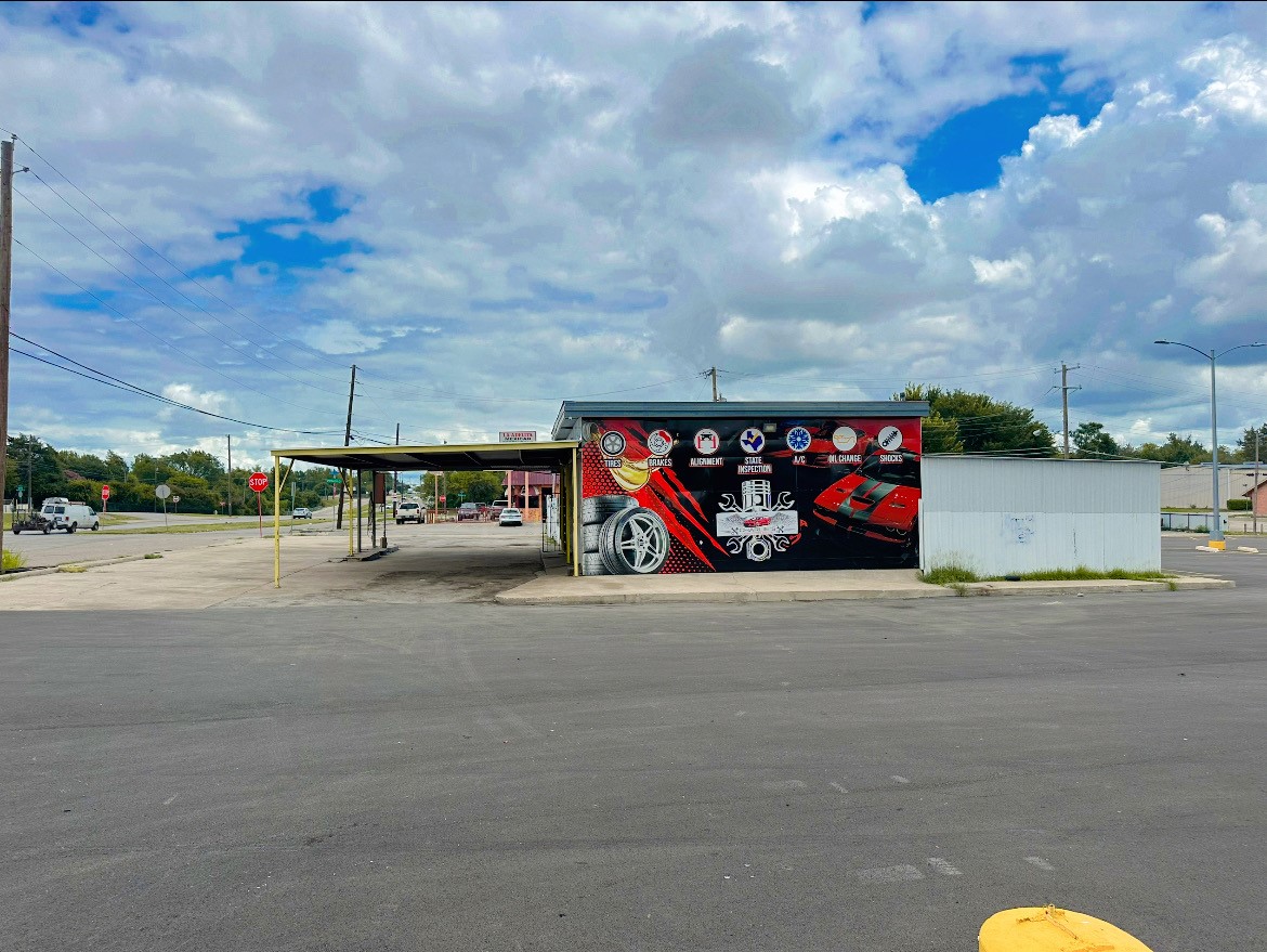 7616 Military Parkway Dallas TX 75227